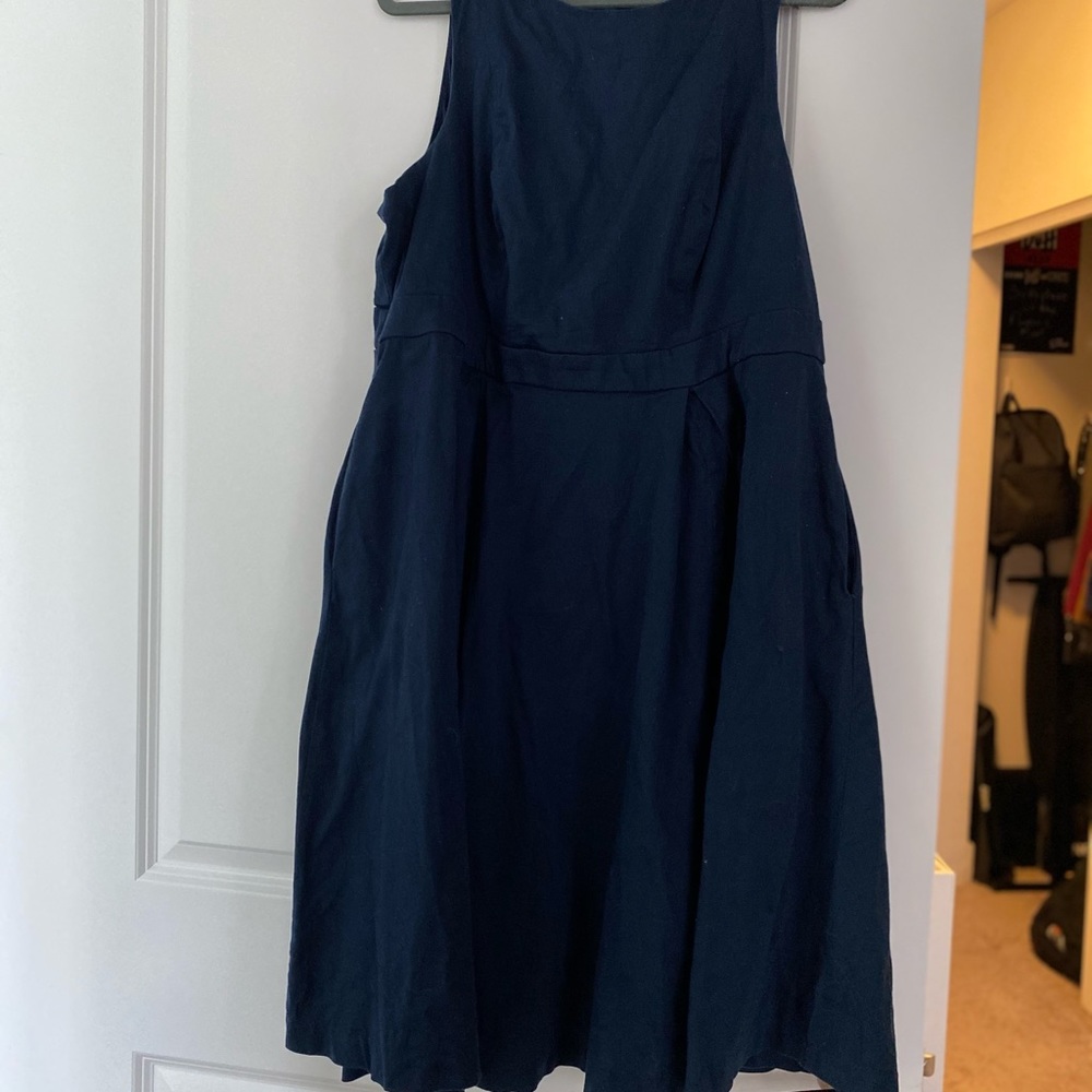 ❗️Sale❗️Navy Sleeveless Dress